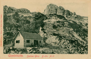 Bovec ni bil zgolj prijetno letovišče, temveč tudi odlično izhodišče za obisk najbližjih gora. Med bolj priljubljenimi je bil Kanin, kjer je Nemško-avstrijski planinski klub iz Gorice postavil prvo planinsko kočo že leta 1895. (E. Trinka, zasebna last)