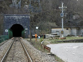 In 1914 the tunnel was extended due to construction of a ventilation system. In 1914 the tunnel was extended due to construction of a ventilation system.