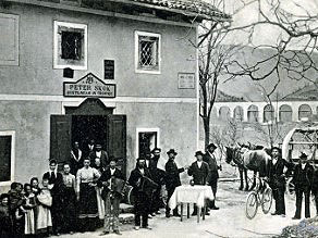 The Peter Skok Inn next to the main road through the Idrijca Valley. The Peter Skok Inn next to the main road through the Idrijca Valley.