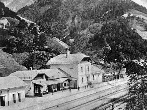 Podbrdo railway station, the largest station in the Baca Valley. Podbrdo railway station, the largest station in the Baca Valley.