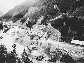 Construction site of the Hudajuzna railway station, May 1904. Construction site of the Hudajuzna railway station, May 1904.