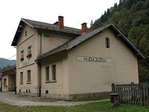 The main station building was badly damaged during the Second World War. The main station building was badly damaged during the Second World War.