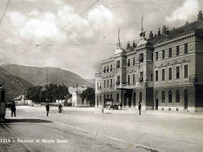 In 1923, the Gorizia railway station was renamed Gorizia Montesanto. In 1923, the Gorizia railway station was renamed Gorizia Montesanto.