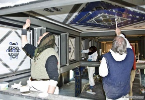 Restauratoren der slowenischen Denkmalschutzbehörde, Außenstelle Nova Gorica erneuern die Bemalung an den Decken. Foto: Marko Grego, 20. 4. 2016. Restauratoren der slowenischen Denkmalschutzbehörde, Außenstelle Nova Gorica erneuern die Bemalung an den Decken. Foto: Marko Grego, 20. 4. 2016.